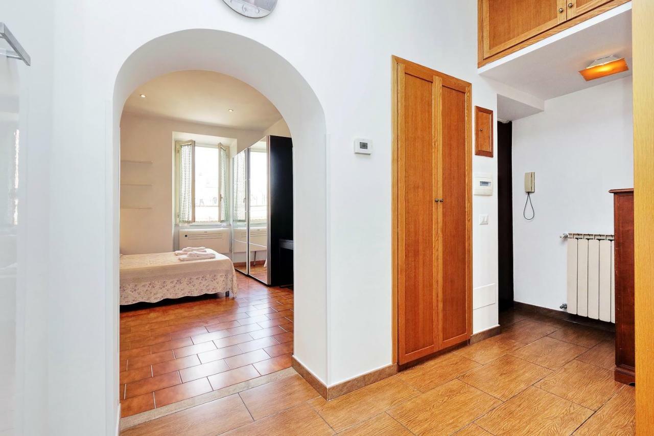 Torpignattara Apartment