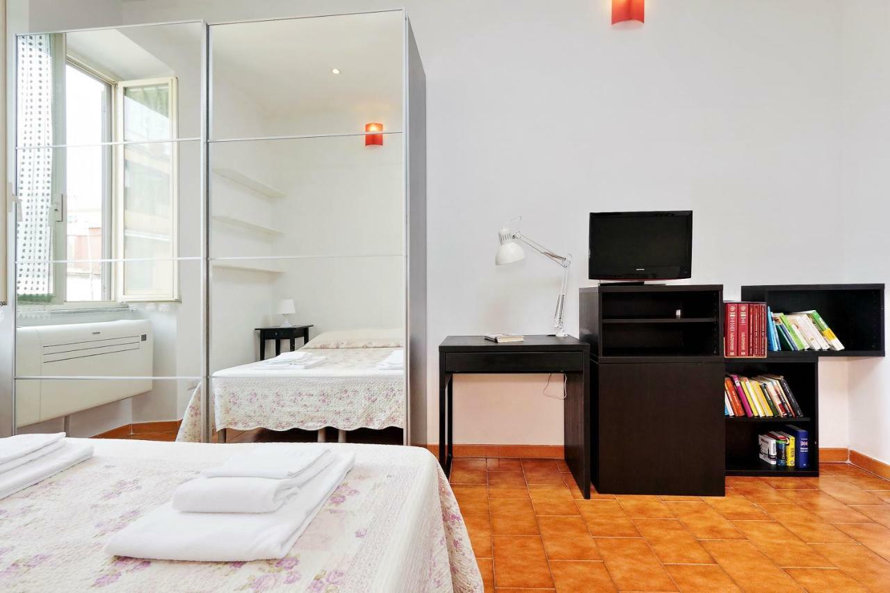 Torpignattara Apartment